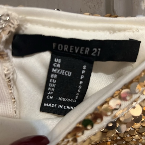 Forever 21 Gold Sequin Mini Skirt Size Small - Picture 3 of 5